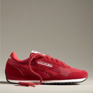 NWT Reebok Classic Legacy AZ Sneakers